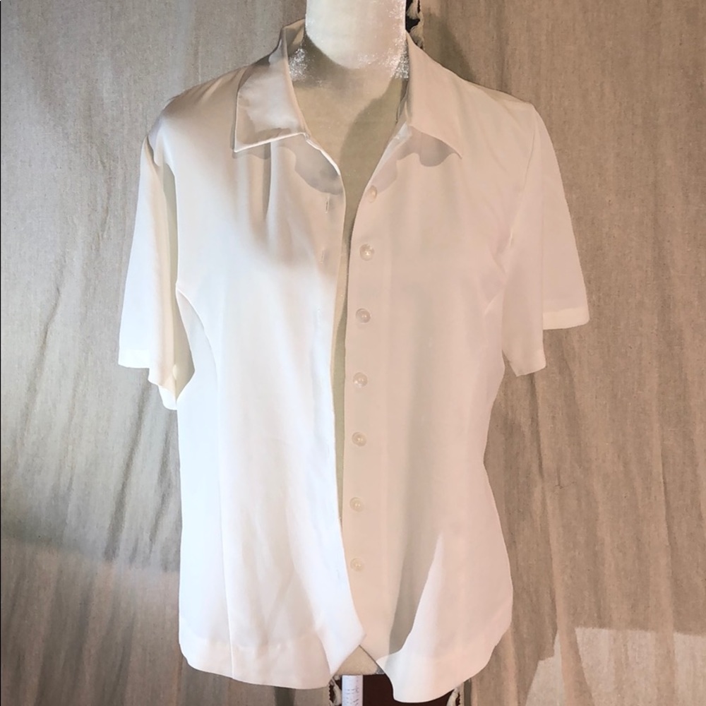 CHAUS • Vintage button down blouse - Picture 2 of 5